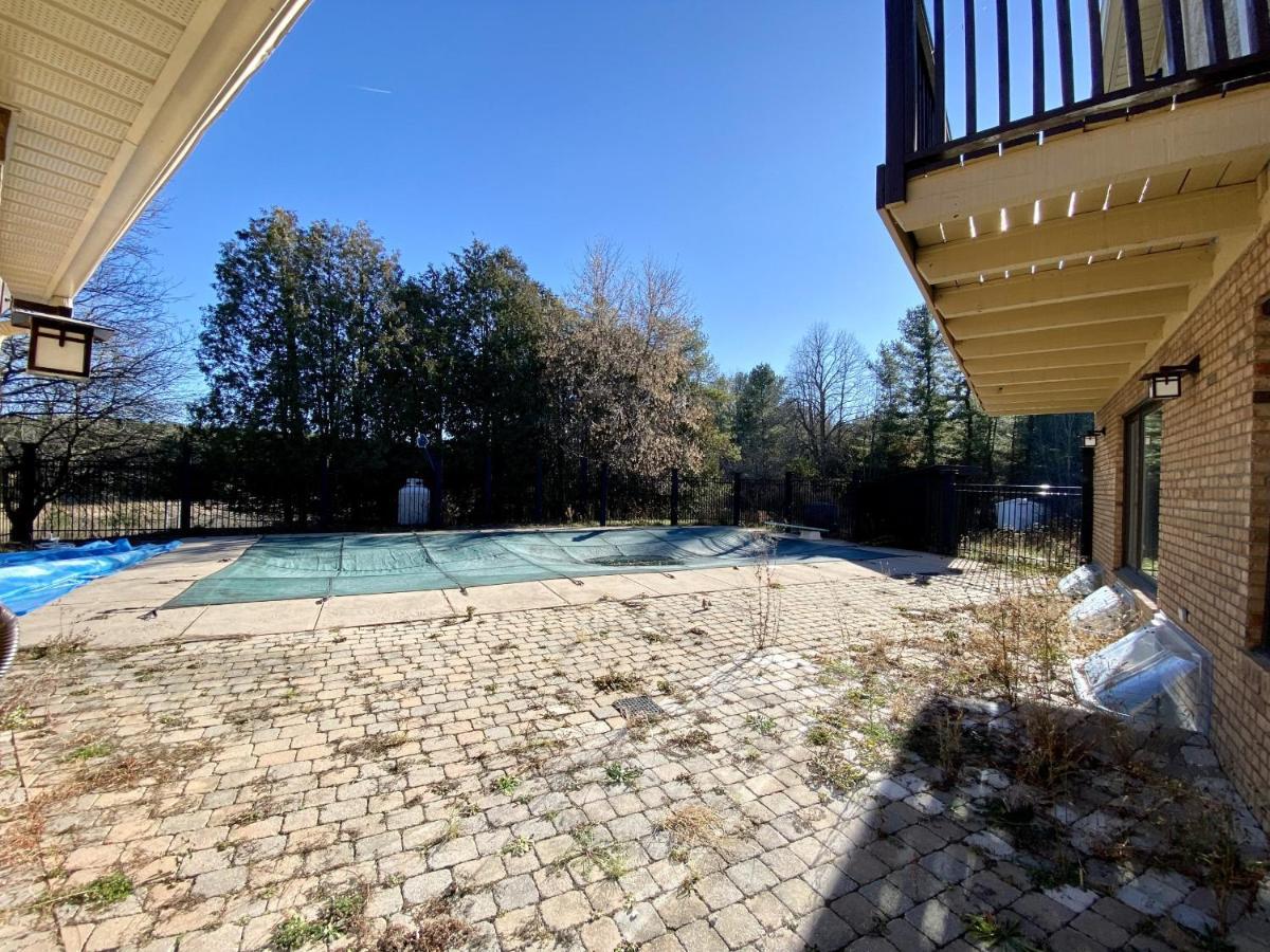 5000+ Sqft Cottage Near Toronto Bolton Exteriör bild